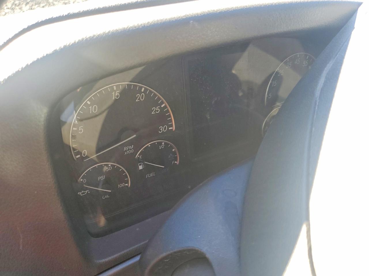 2025 FREIGHTLINER All other VIN 3ALACWFC5SDVZ1571 photo 8
