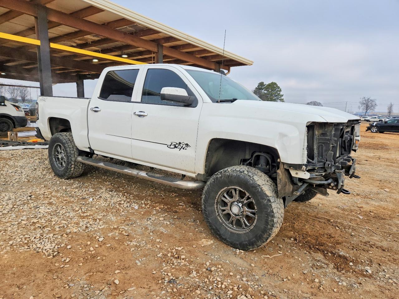 2016 Chevrolet All models VIN 3GCUKREC9GG220438 photo 4