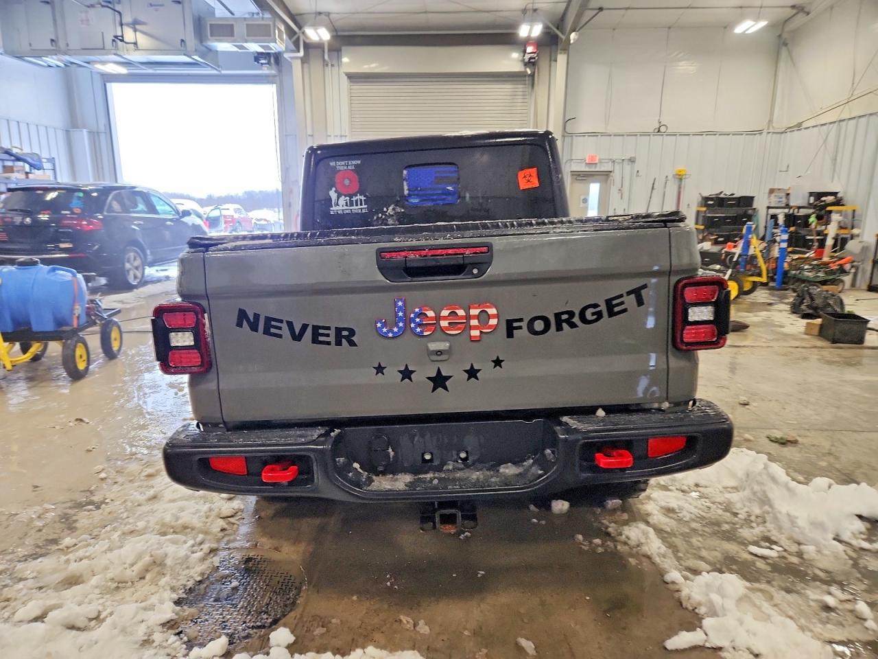 2020 Jeep Gladiator VIN 1C6JJTBG3LL184342 photo 6