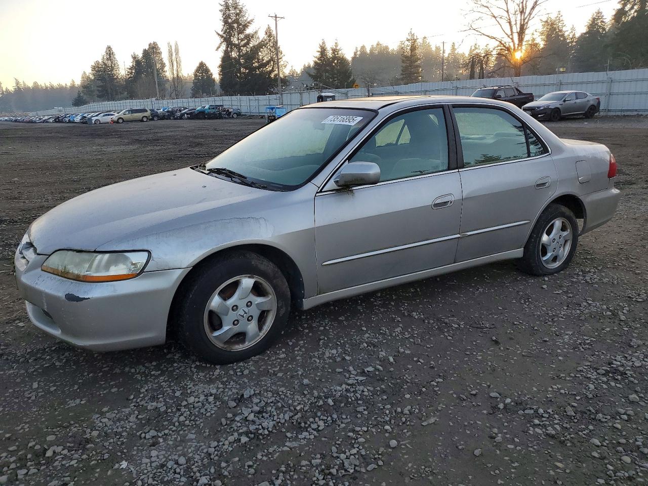 1998 Honda Accord VIN 1HGCG5659WA128282 photo 1