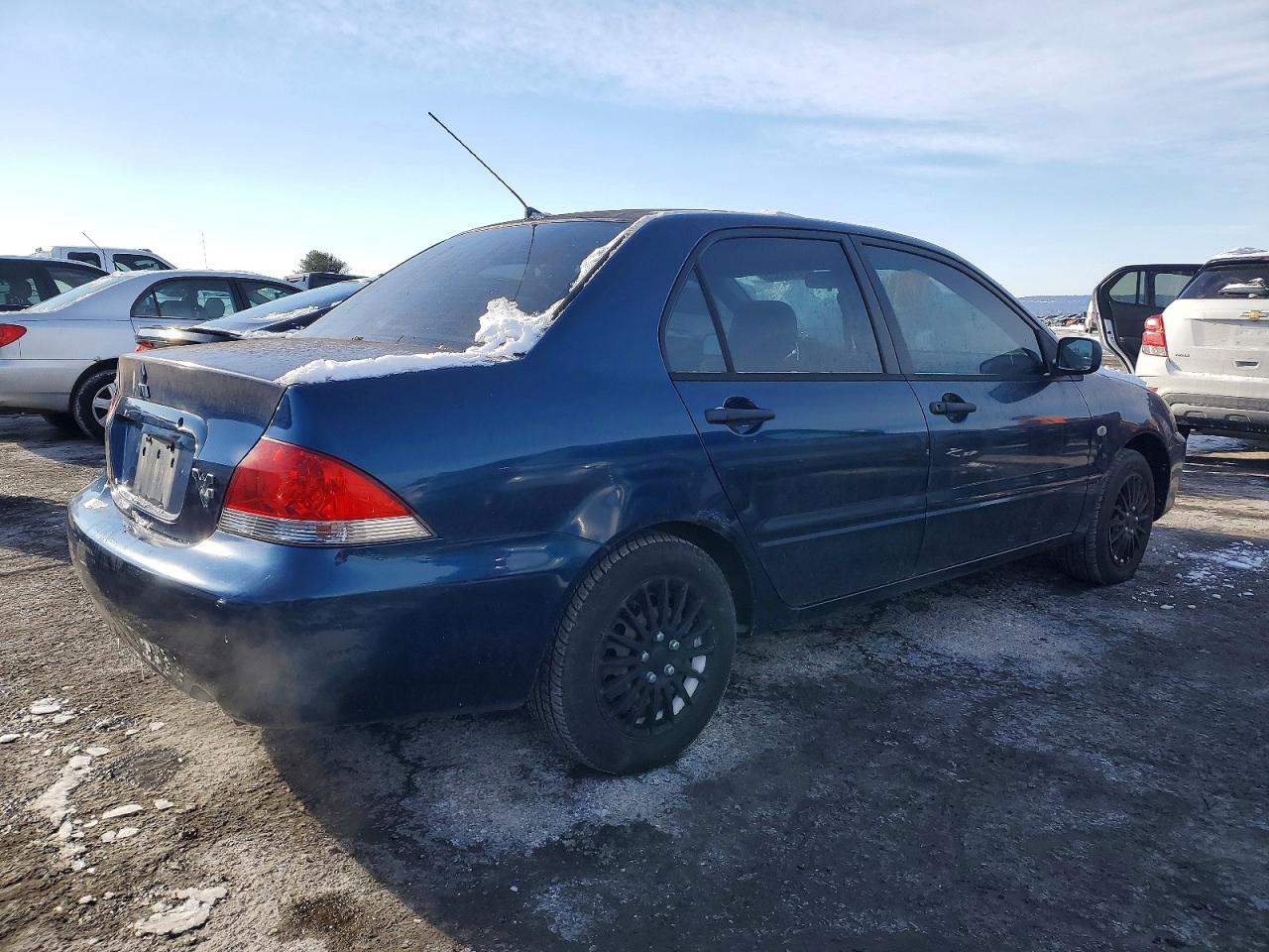 2005 Mitsubishi Lancer VIN JA3AJ26E75U013200 photo 3