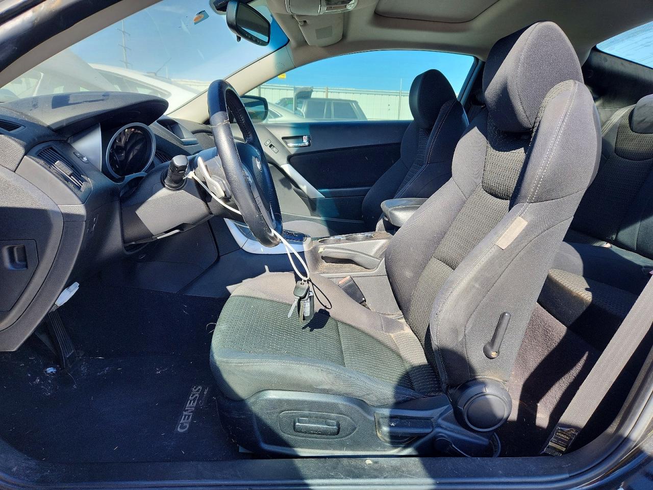 2010 Hyundai Genesis VIN KMHHT6KD5AU009988 photo 7