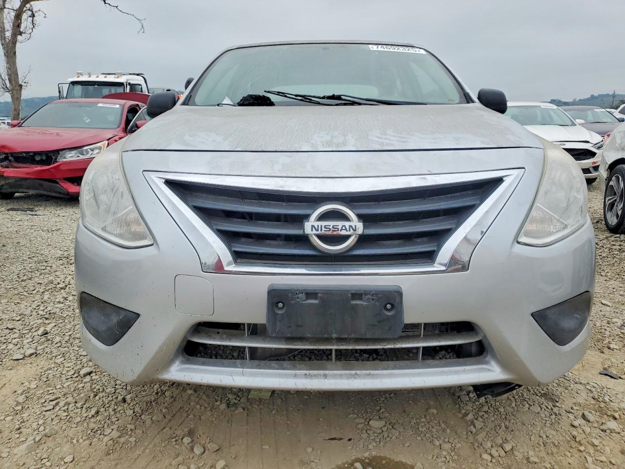 2015 NISS Versa VIN 3N1CN7AP8FL815757 photo 5