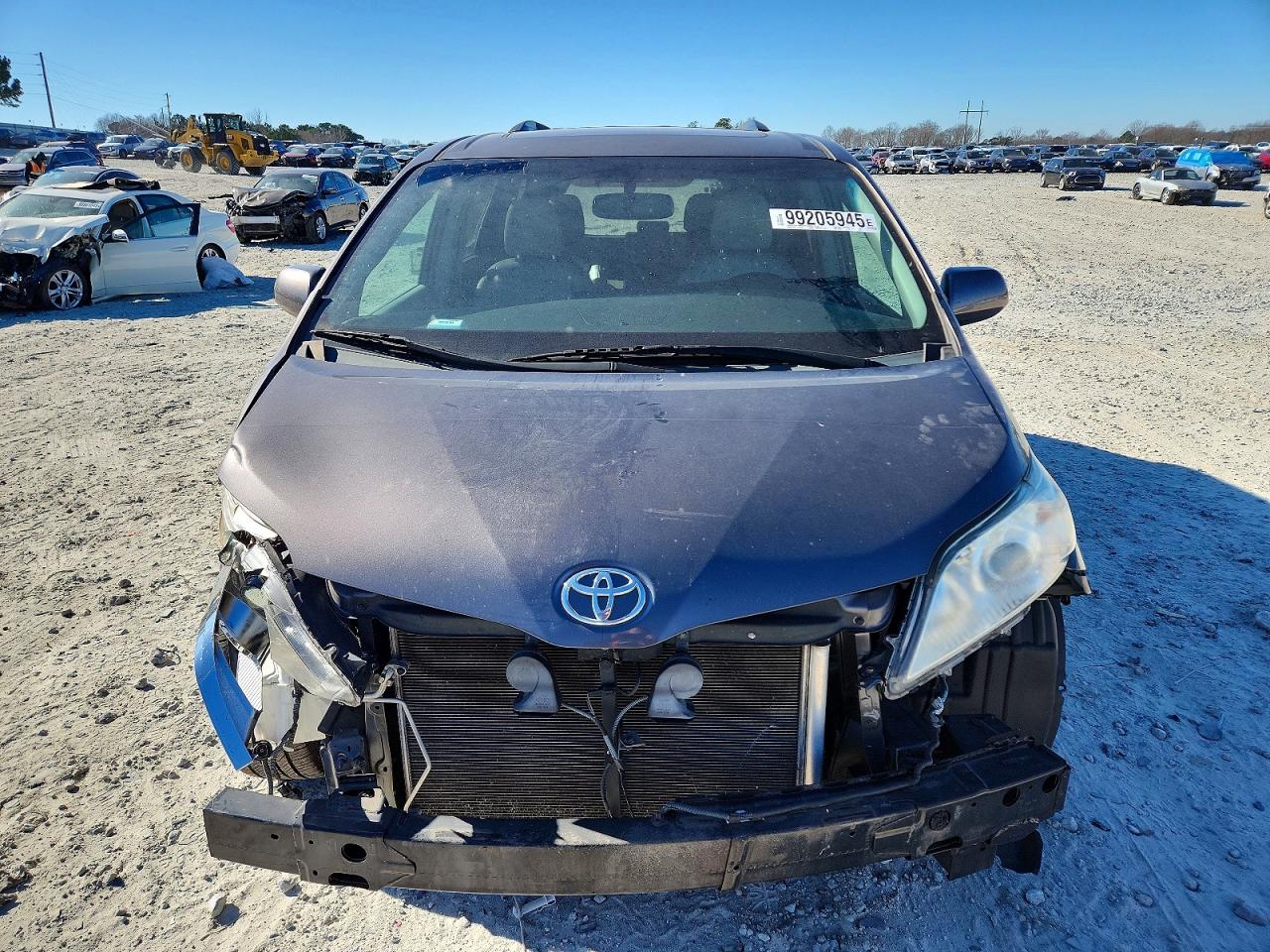 2015 Toyota All models VIN 5TDYK3DC3FS616607 photo 5