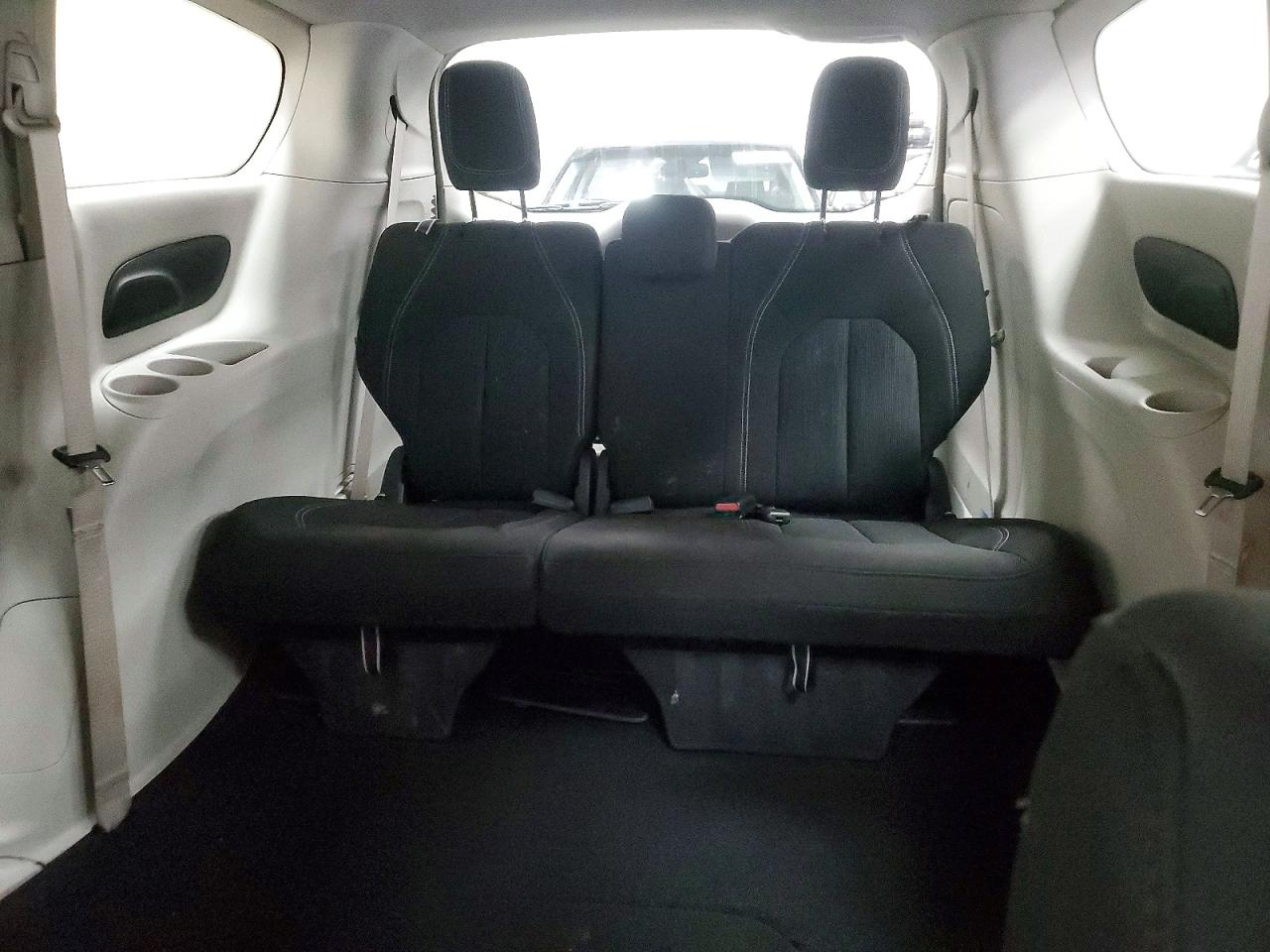 2022 Chrysler Minivan VIN 2C4RC1CG3NR103424 photo 10
