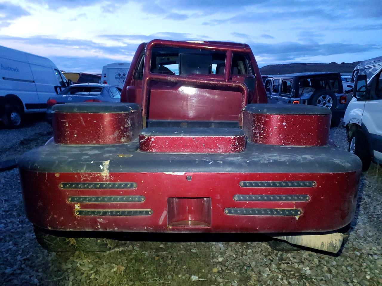 2018 Chevrolet All models VIN 1GC5K0CY3JZ203446 photo 6
