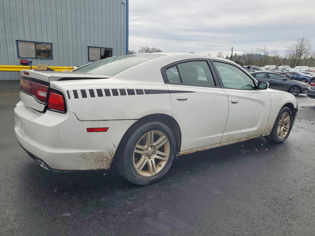 2011 Dodge Charger VIN 2B3CL3CG5BH605811 photo 3