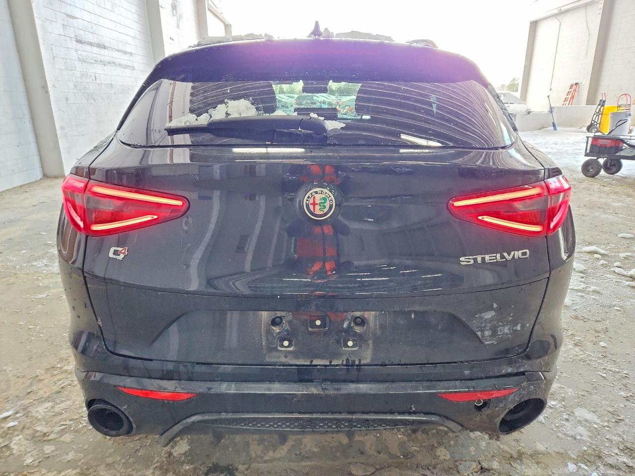 2023 Alfa Stelvio VIN ZASPAKBN9P7D51045 photo 6