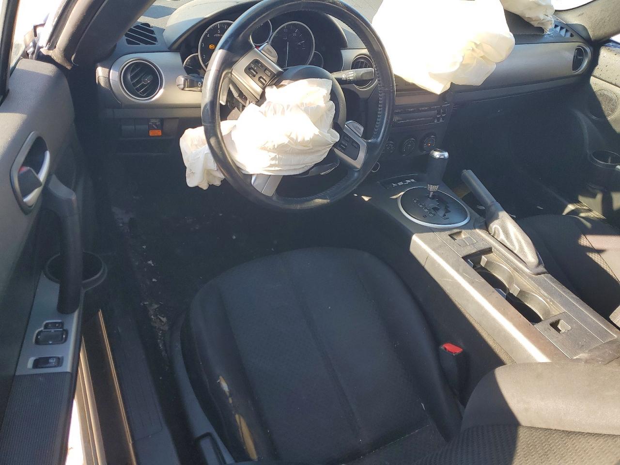 2007 Mazda Mx5 VIN JM1NC25F270130720 photo 8