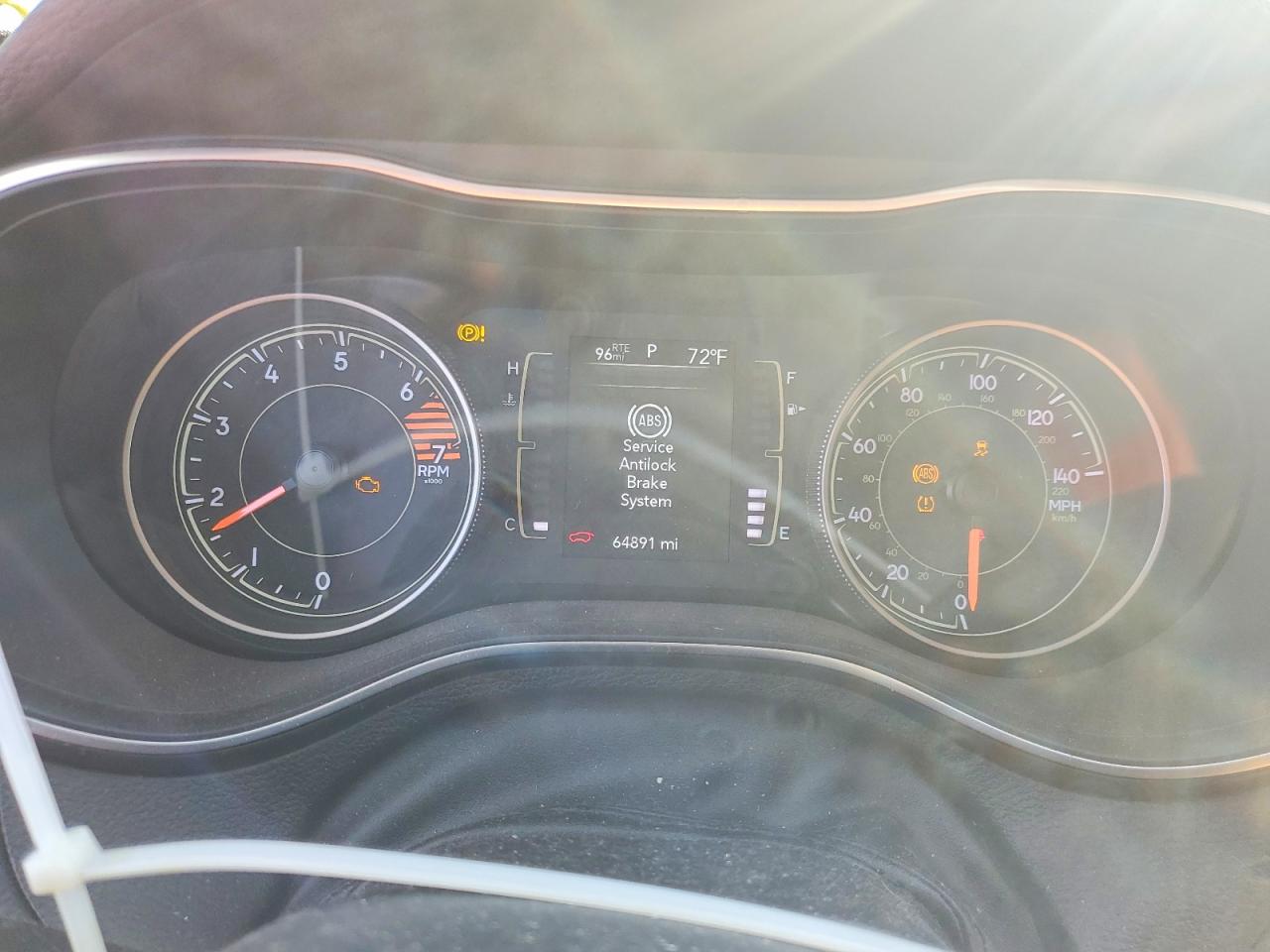 2019 Jeep Grand cher VIN 1C4PJMCBXKD137264 photo 9
