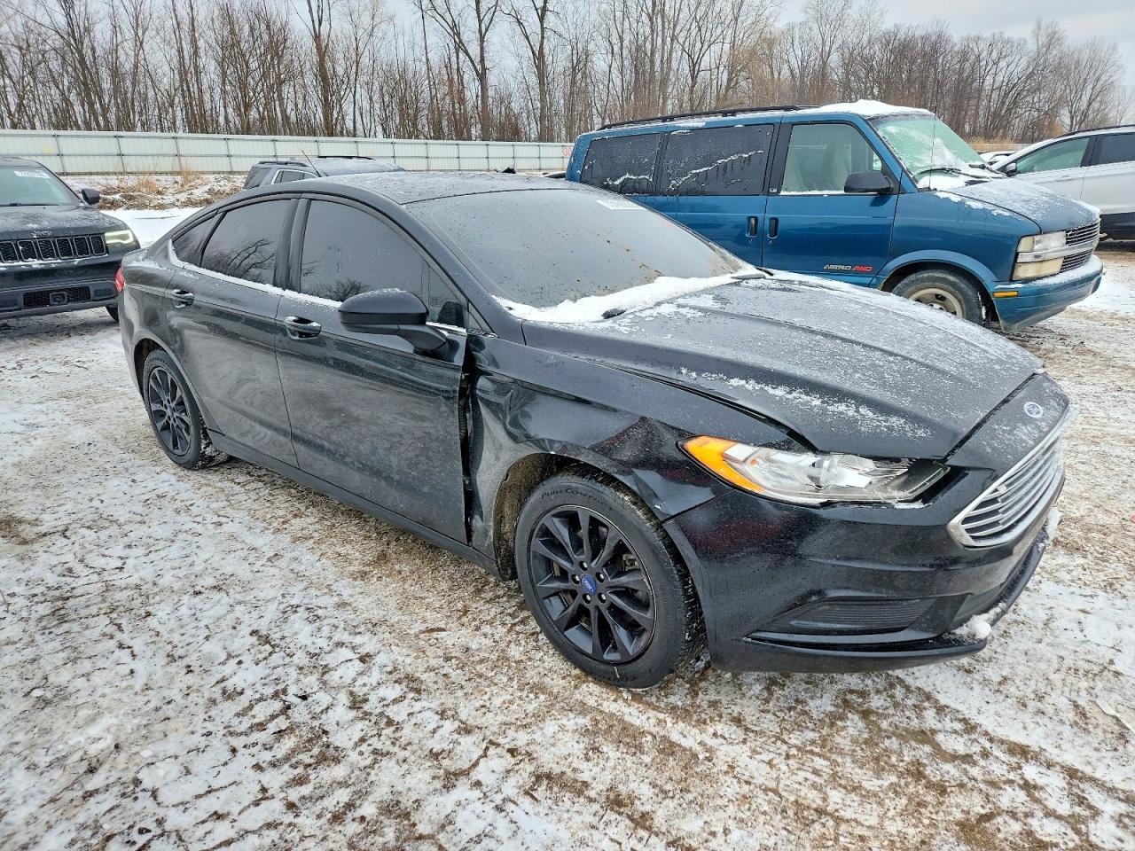 2017 Ford Fusion VIN 3FA6P0H73HR178428 photo 4