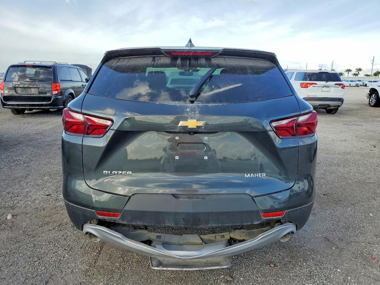 2019 Chevrolet Blazer VIN 3GNKBBRA2KS685499 photo 6