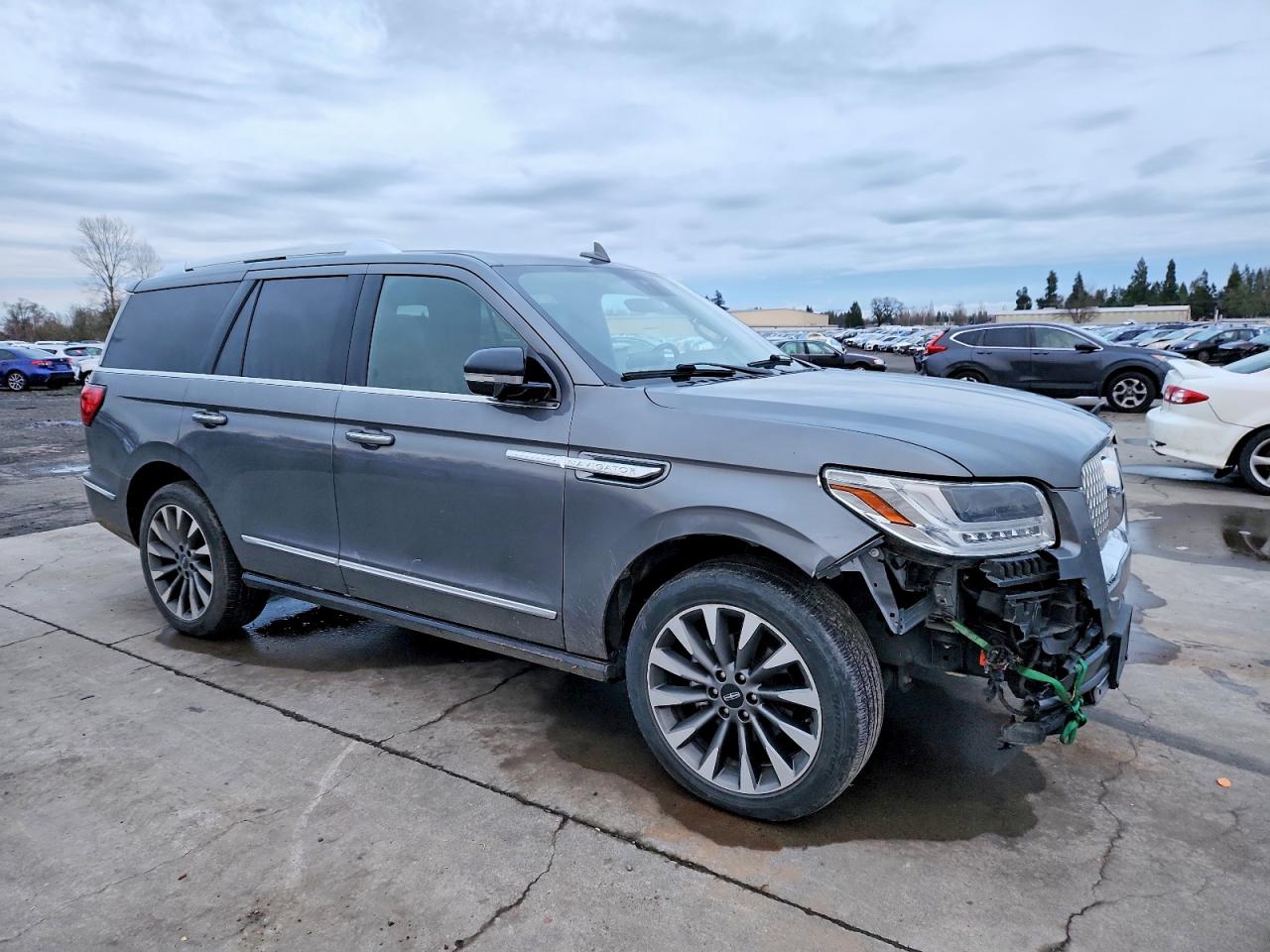 2021 Lincoln Navigator VIN 5LMJJ2LT1MEL15216 photo 4