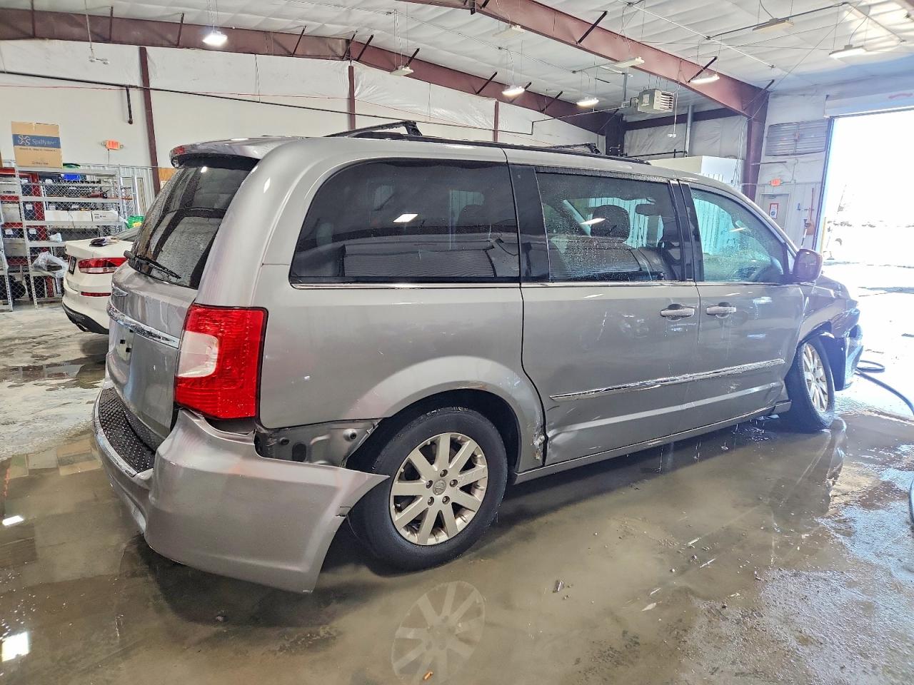 2013 Chrysler Minivan VIN 2C4RC1BG1DR774512 photo 3