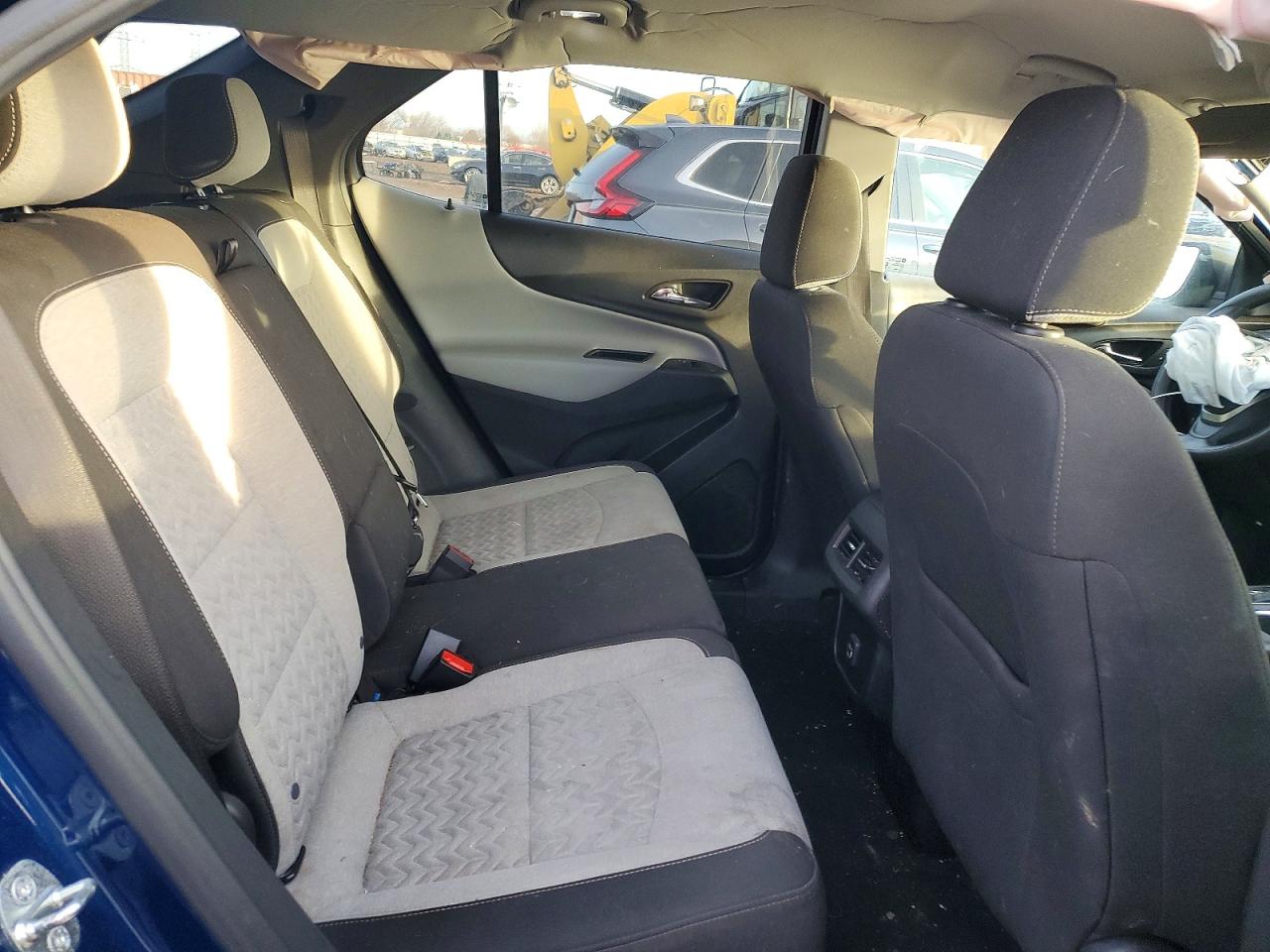 2022 Chev Equinox VIN 3GNAXHEV4NS113587 photo 10