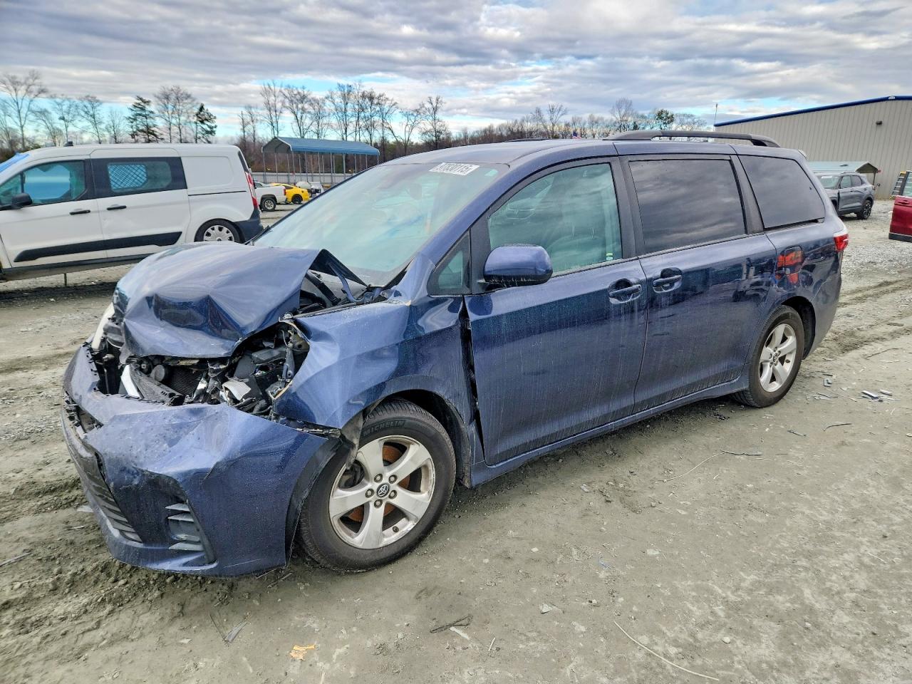 2018 Toyota All models VIN 5TDKZ3DC0JS945758 photo 1