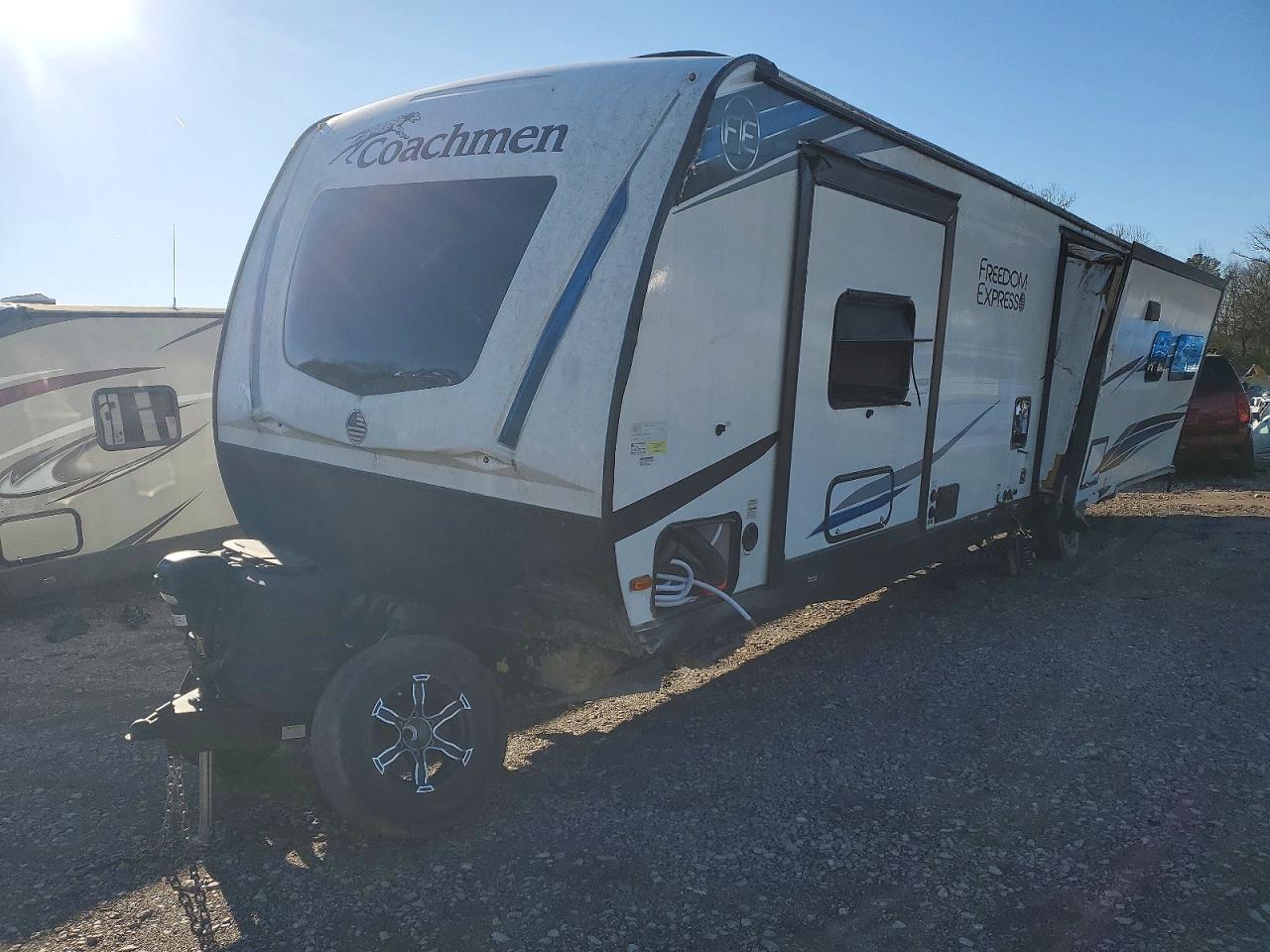 2024 FOREST Coachmen VIN 5ZT2FEXB5RW028221 photo 2