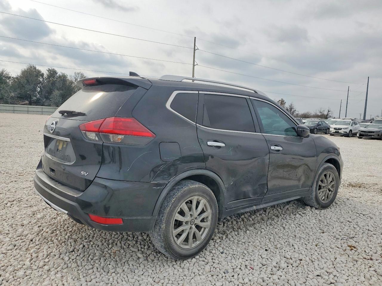 2017 NISS Rogue VIN JN8AT2MT9HW152545 photo 3