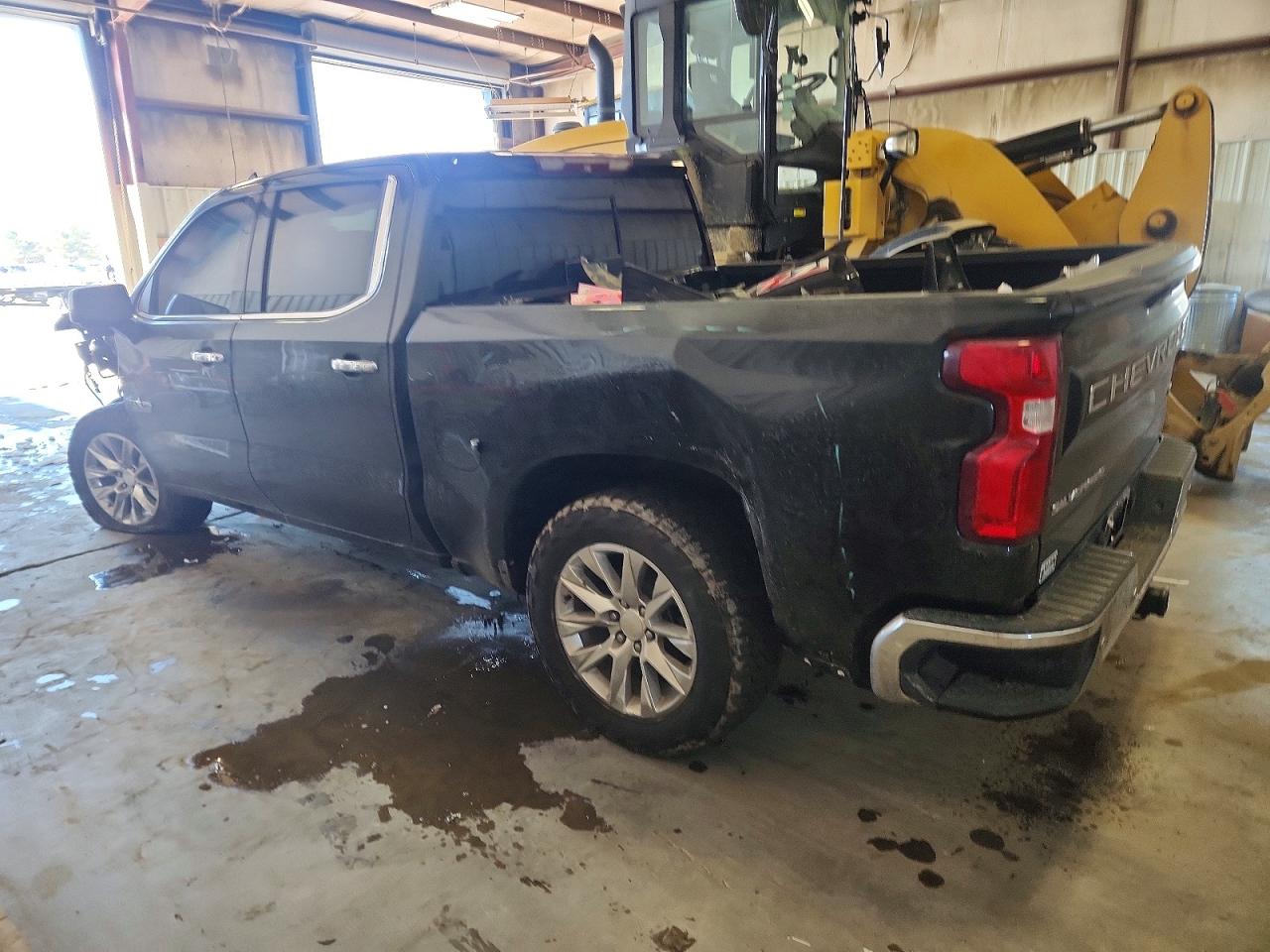 2019 Chevrolet All models VIN 1GCUYGED5KZ194778 photo 2