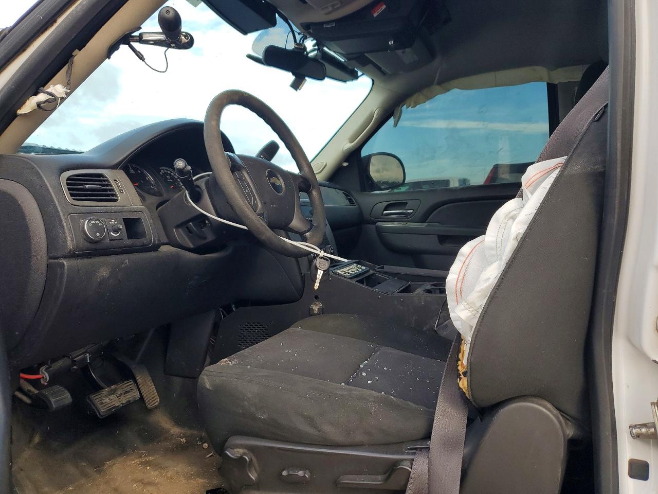 2012 Chevrolet Tahoe VIN 1GNLC2E04CR317327 photo 7