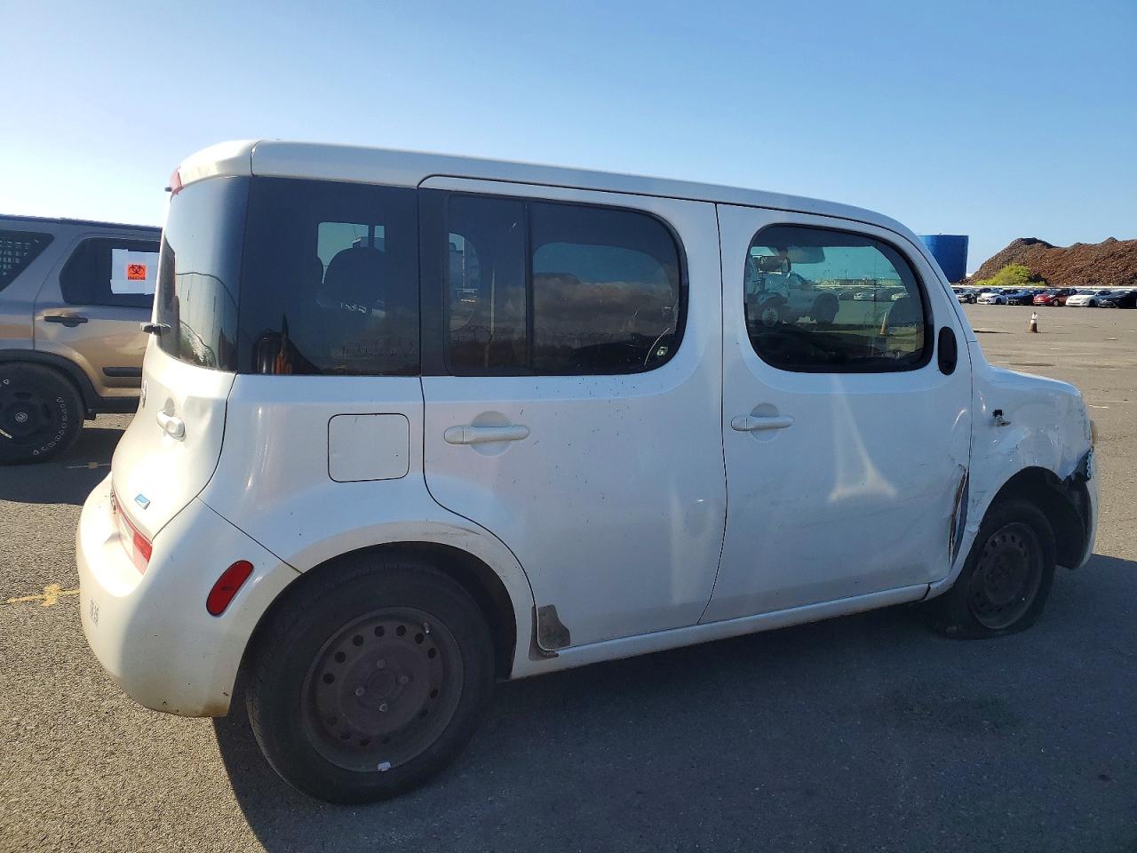 2014 Nissan Cube VIN JN8AZ2KR9ET351419 photo 3