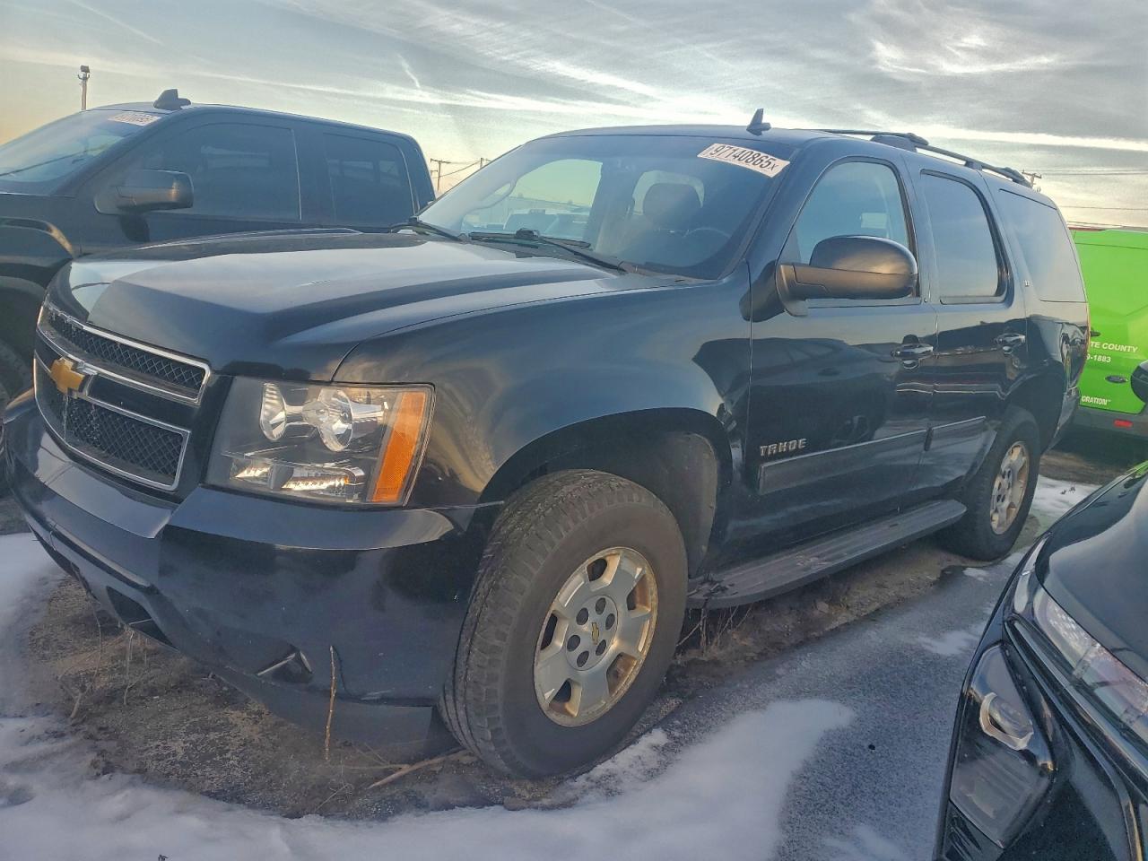 2012 Chevrolet Tahoe VIN 1GNSKBE06CR317991 photo 1