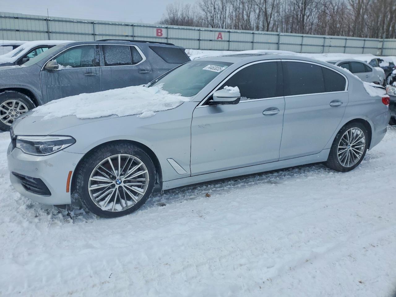 2017 BMW 5 series VIN WBAJE7C39HG890292 photo 1