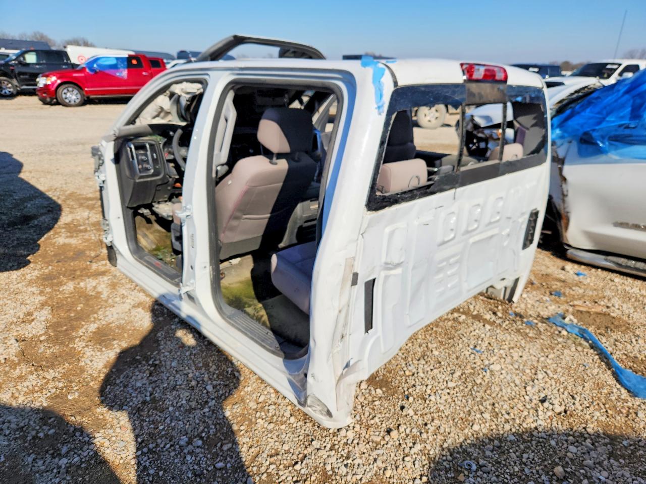 2017 Chevrolet Silverado VIN 3GCUKREC7HG285273 photo 2