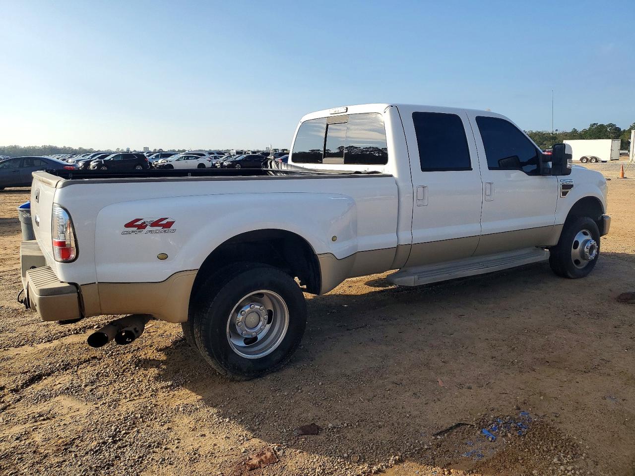 2008 Ford F350 VIN 1FTWW33R68EB79728 photo 3