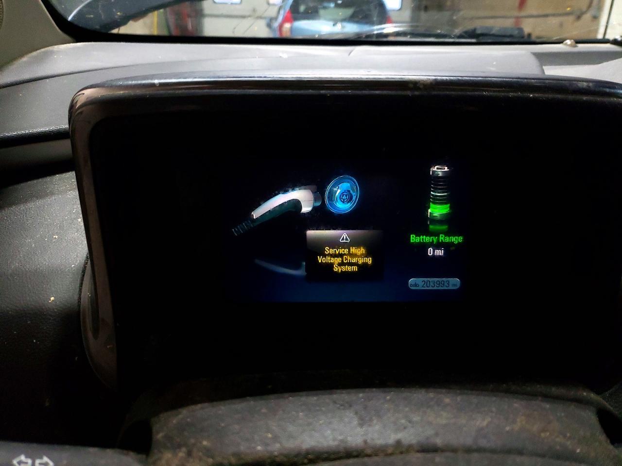 2011 Chev Volt VIN 1G1RD6E48BU100748 photo 9