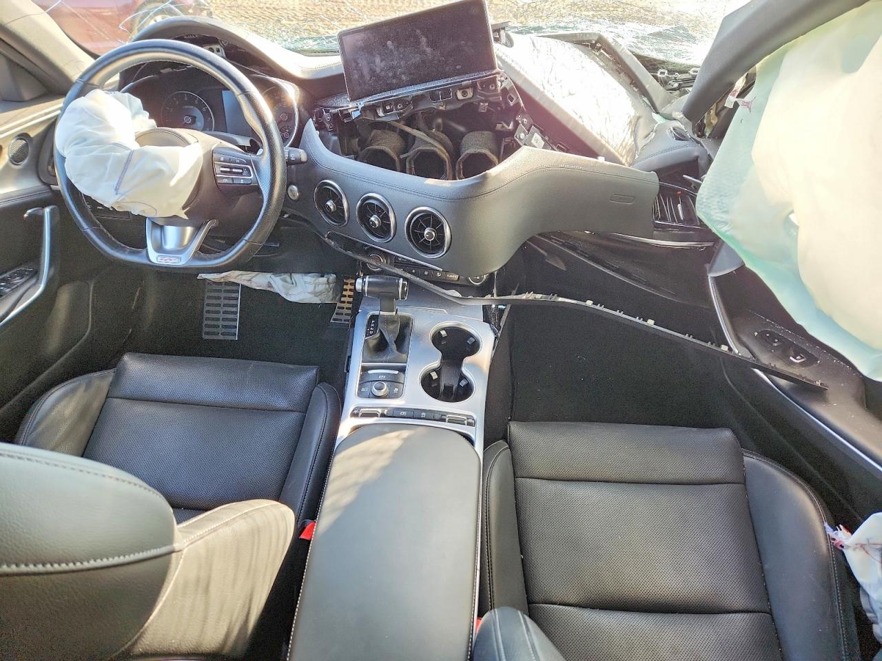 2022 Kia Stinger VIN KNAE45LC1N6122283 photo 8
