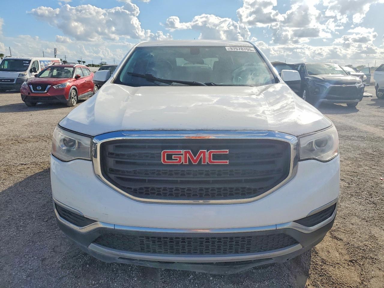 2018 GMC Acadia VIN 1GKKNKLA0JZ182200 photo 5