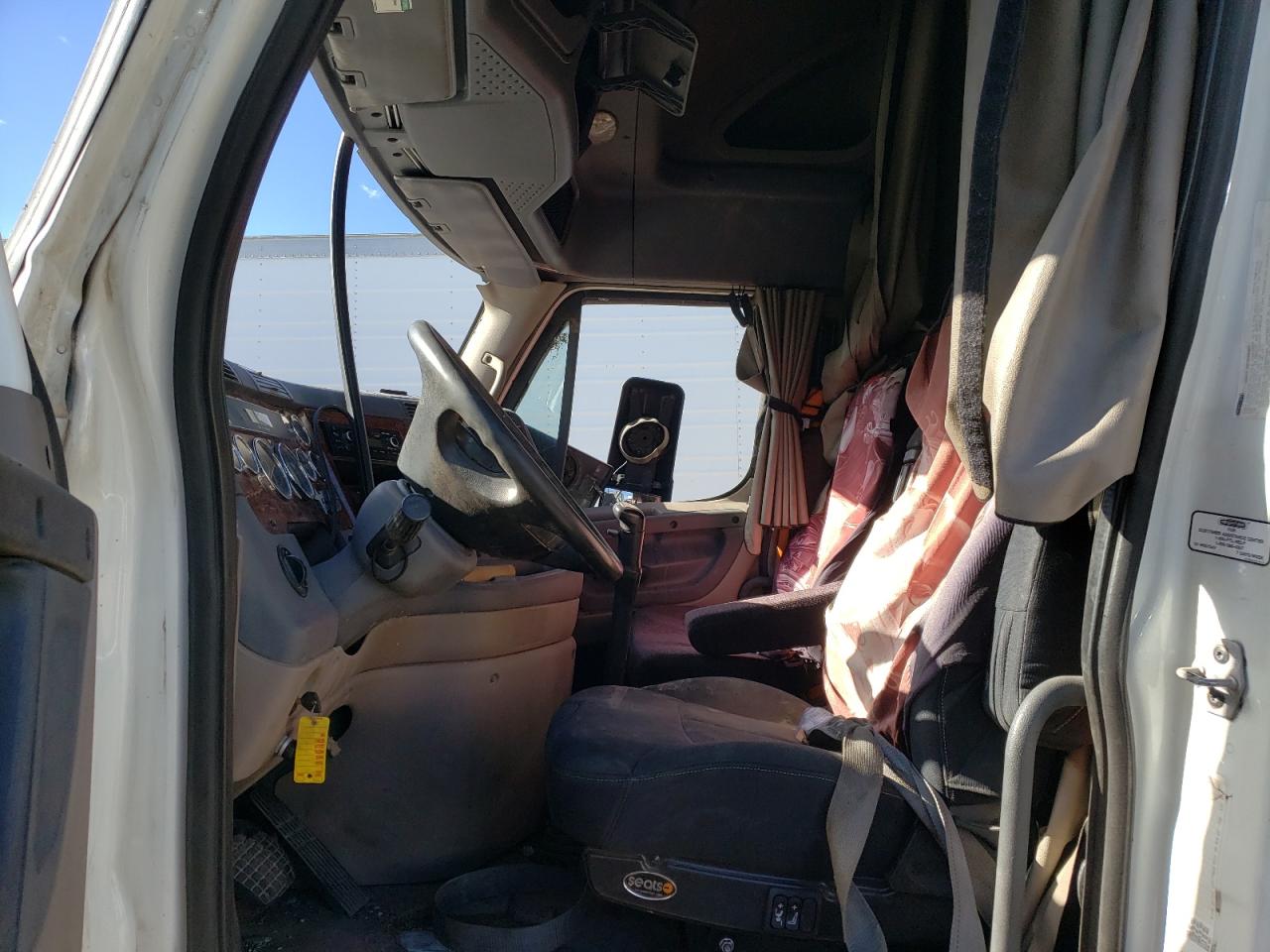 2012 FREIGHTLINER All other VIN 1FUJGLDR0CSBT4036 photo 6