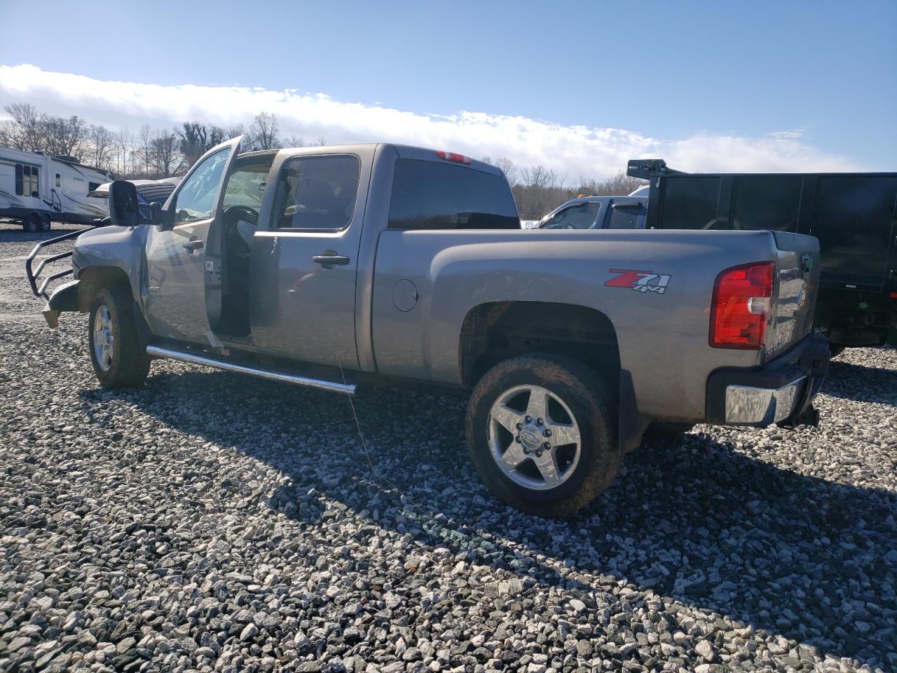2013 CHEVROLET Silverado VIN 1GC1KXC84DF181468 photo 2