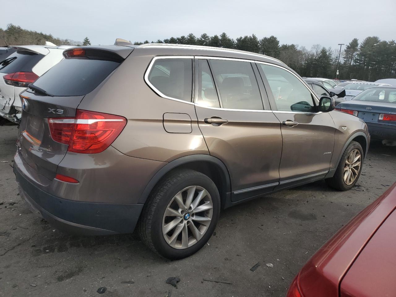 2014 BMW X3 VIN 5UXWX9C56E0D18540 photo 3
