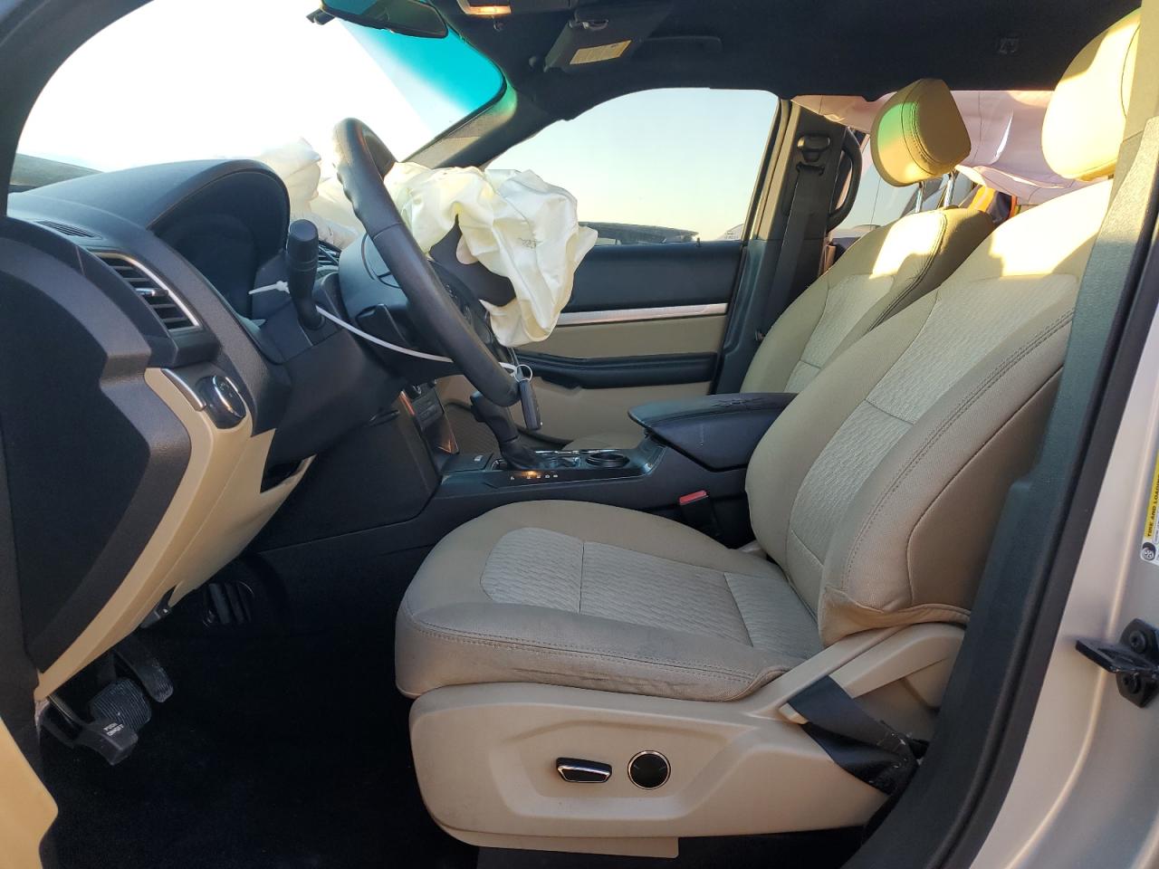 2016 FORD Explorer VIN 1FM5K7B83GGB71754 photo 7