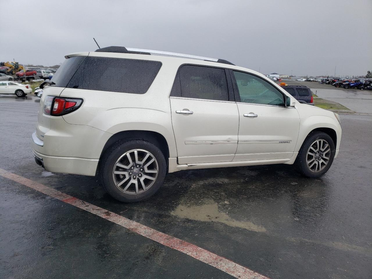 2013 GMC Acadia VIN 1GKKVTKD0DJ261094 photo 3