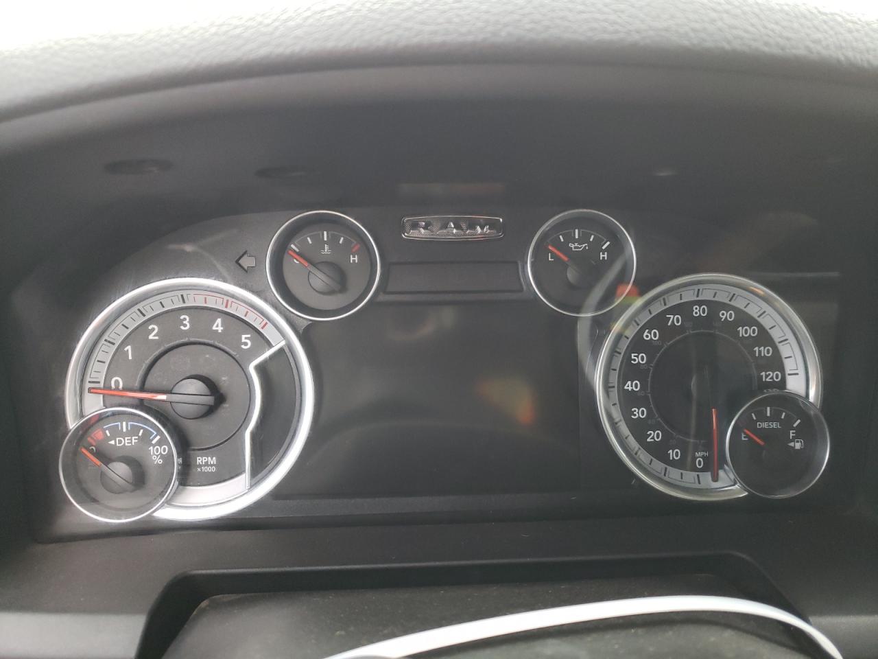 2016 RAM 2500 slt VIN 3C6UR5DL0GG102243 photo 9