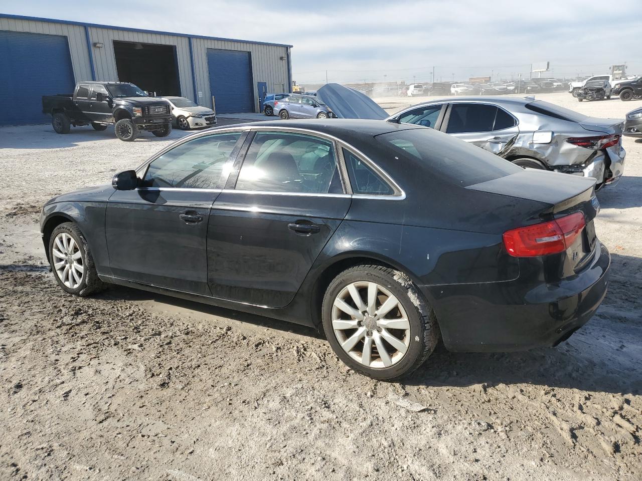 2013 AUDI A4 VIN WAUAFAFL1DN020502 photo 2