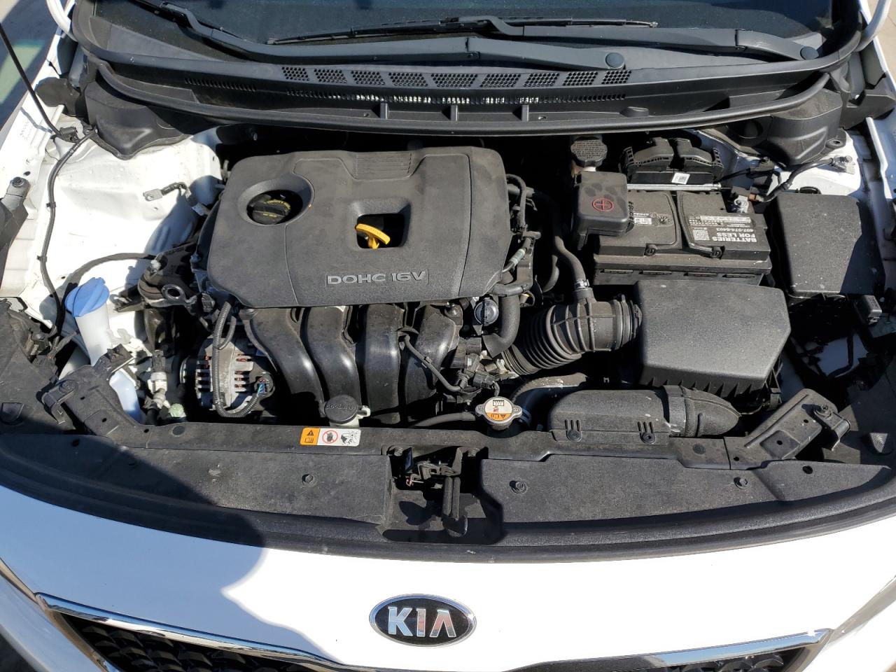 2017 KIA Forte VIN 3KPFK4A748E073852 photo 11
