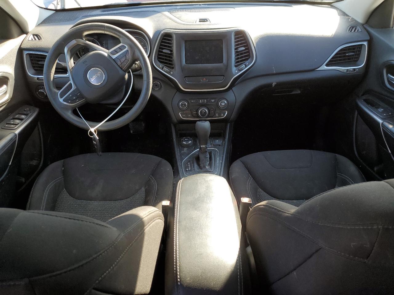 2020 JEEP Grand cherokee VIN 1C4PJMCB8LD615747 photo 8