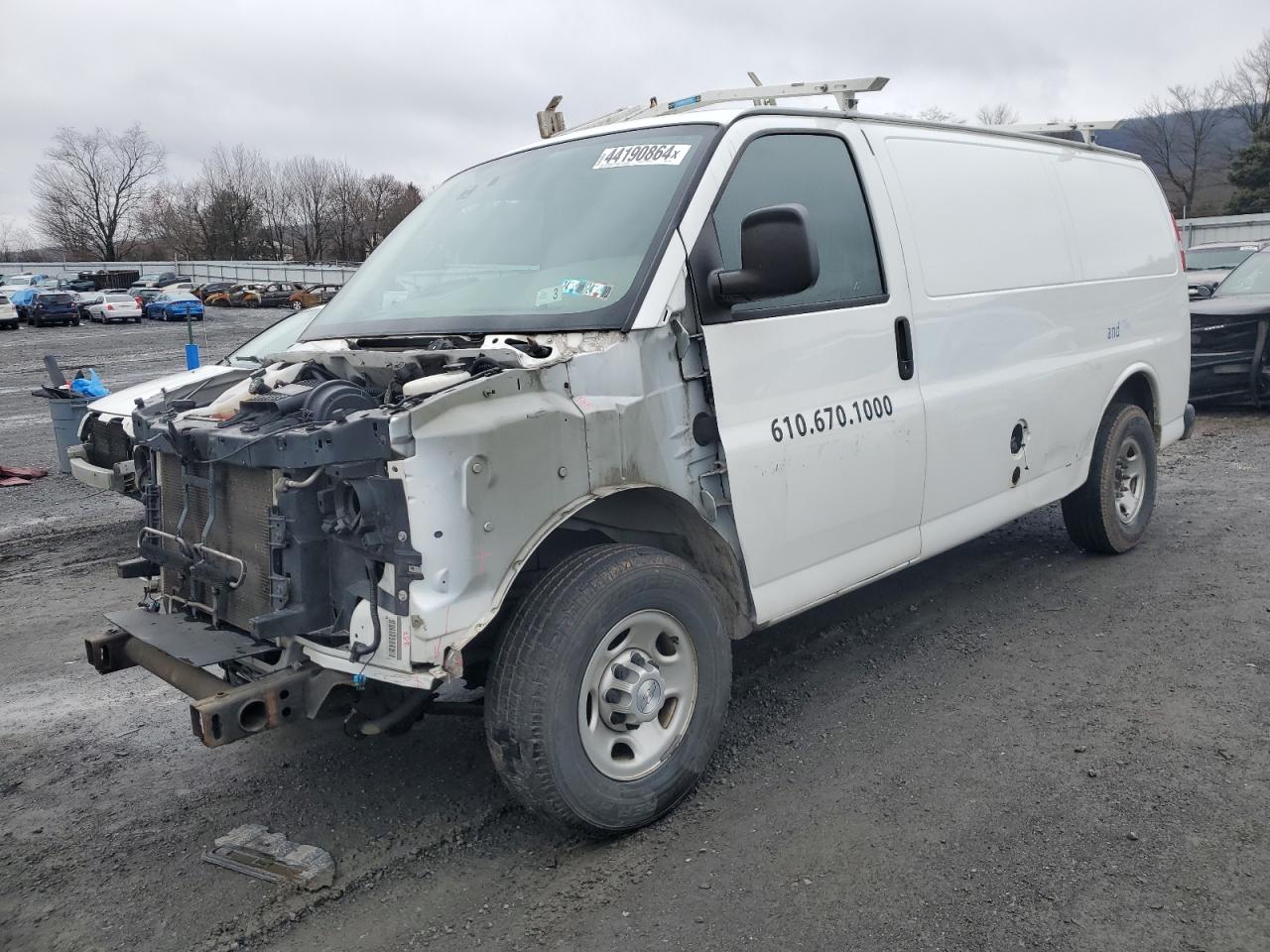 2016 Chevrolet Express 2500 VIN 1GCWGAFF6G1121269 photo 1