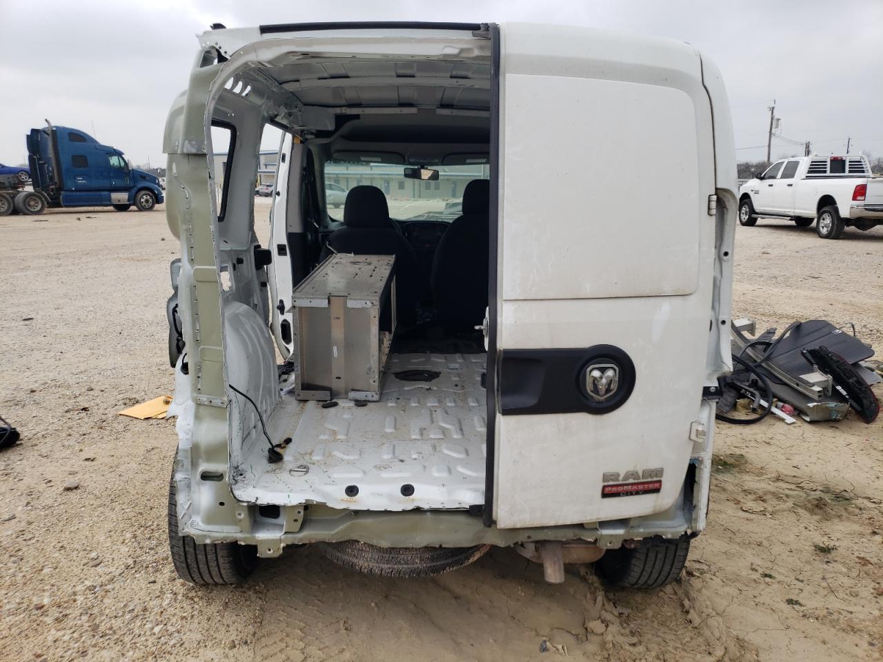 2021 RAM Promaster city VIN ZFBHRFAB5M6V30286 photo 6