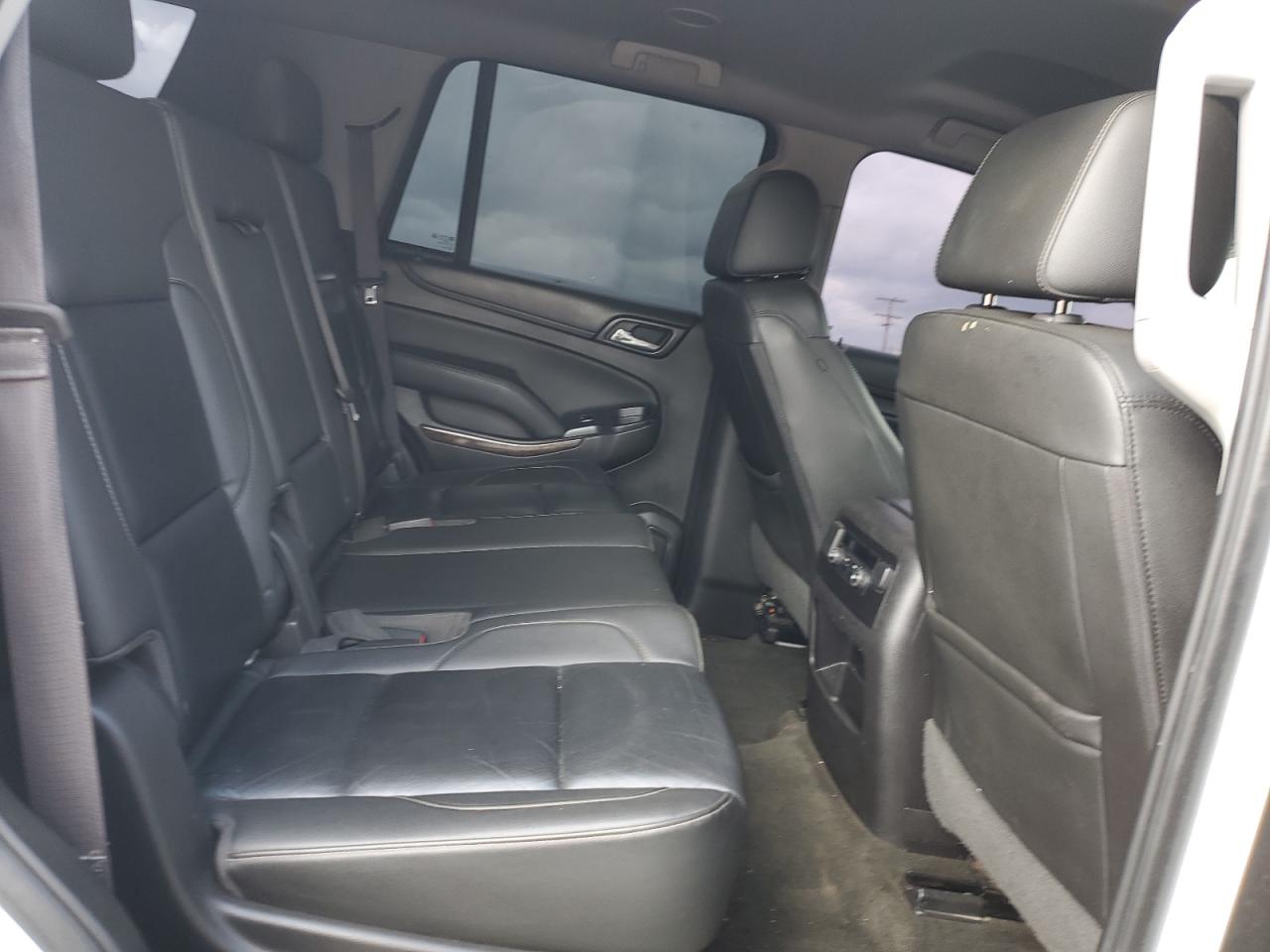 2016 CHEVROLET Tahoe VIN 1GNSCBKC6GR138304 photo 11