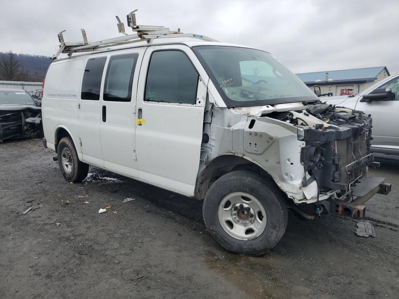 2016 Chevrolet Express 2500 VIN 1GCWGAFF6G1121269 photo 4