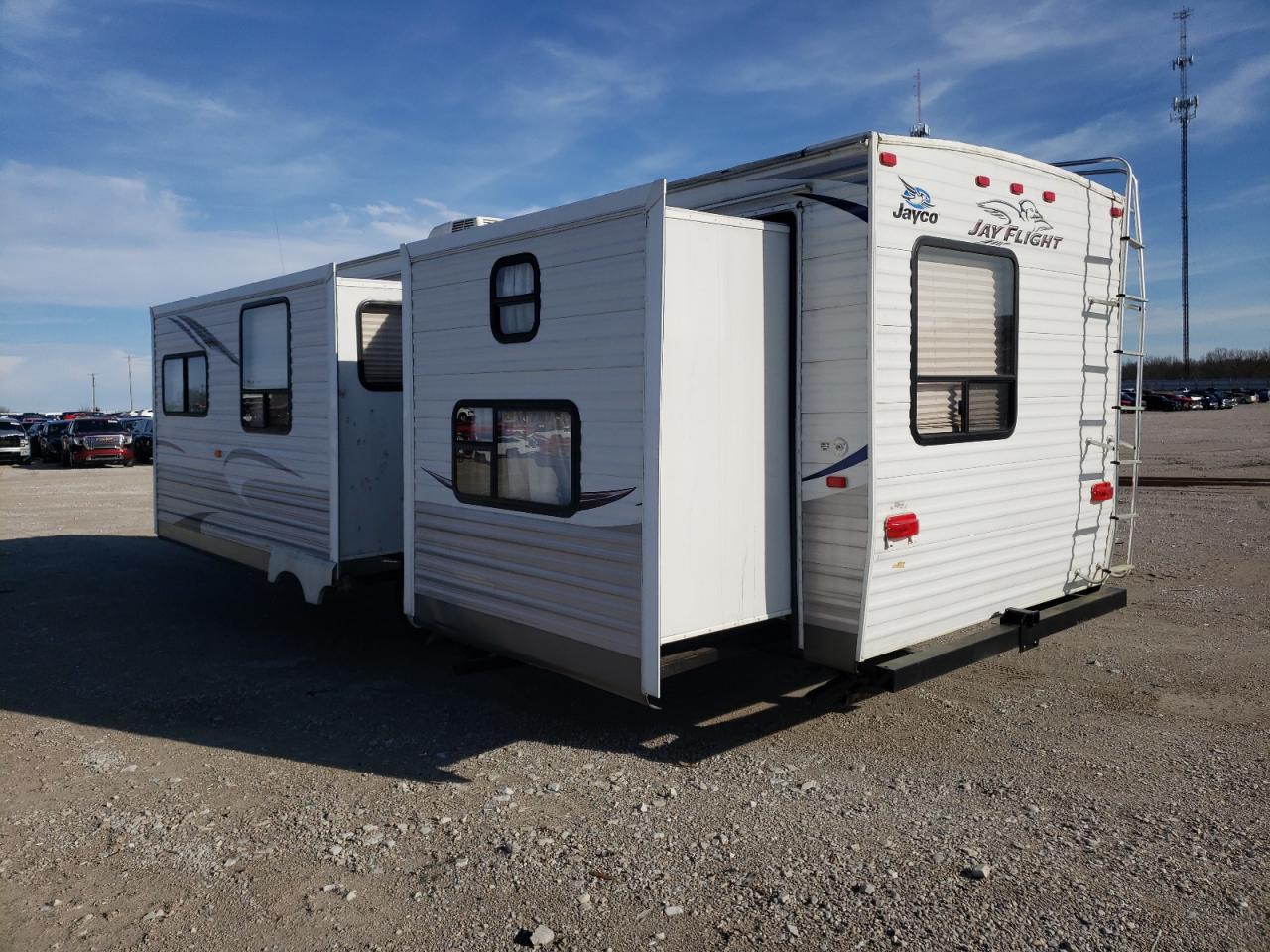 2012 JAYCO Jayflight VIN 1UJBJ0BS1C18R0401 photo 3