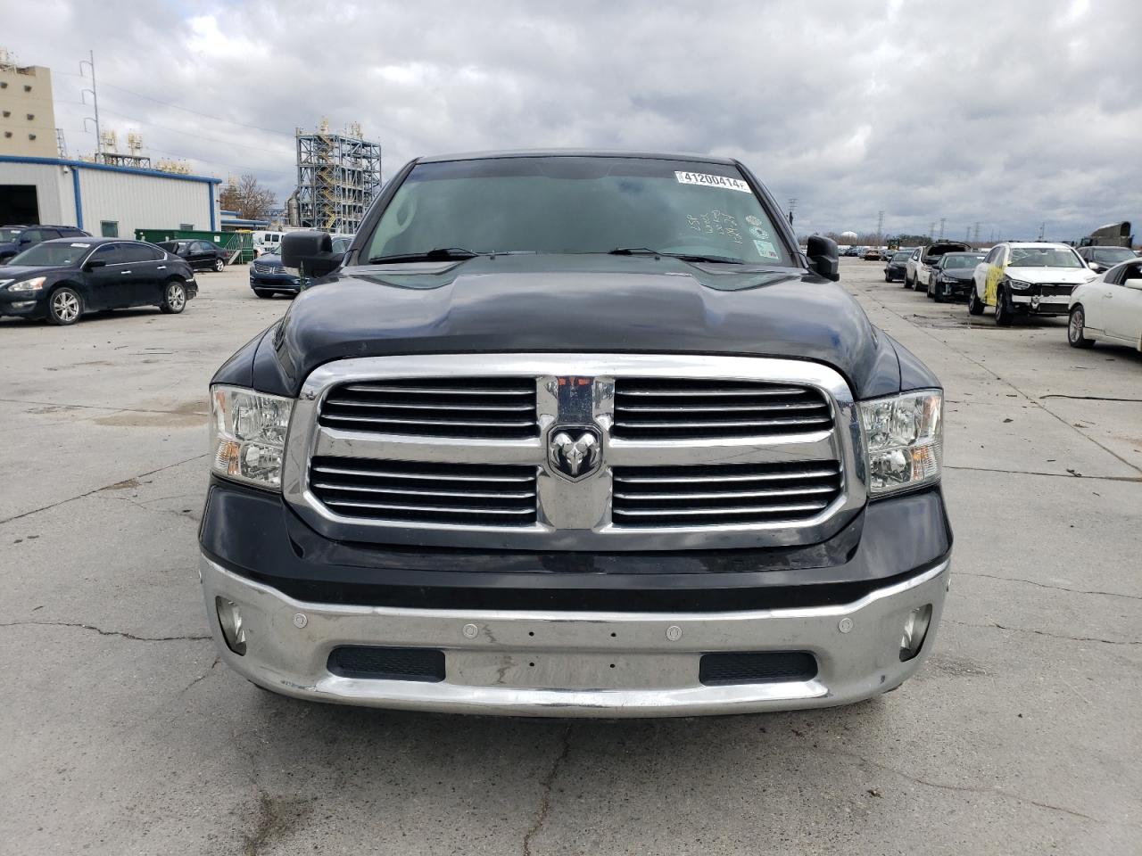2019 RAM 1500 VIN 1C6RR6LTXKS563481 photo 5