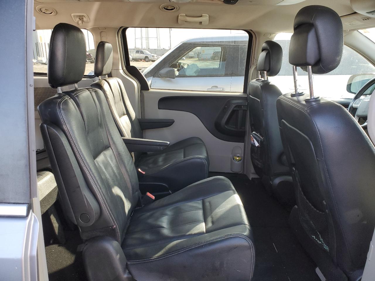 2016 CHRYSLER Minivan VIN 2C4RC1BG8GR198096 photo 11