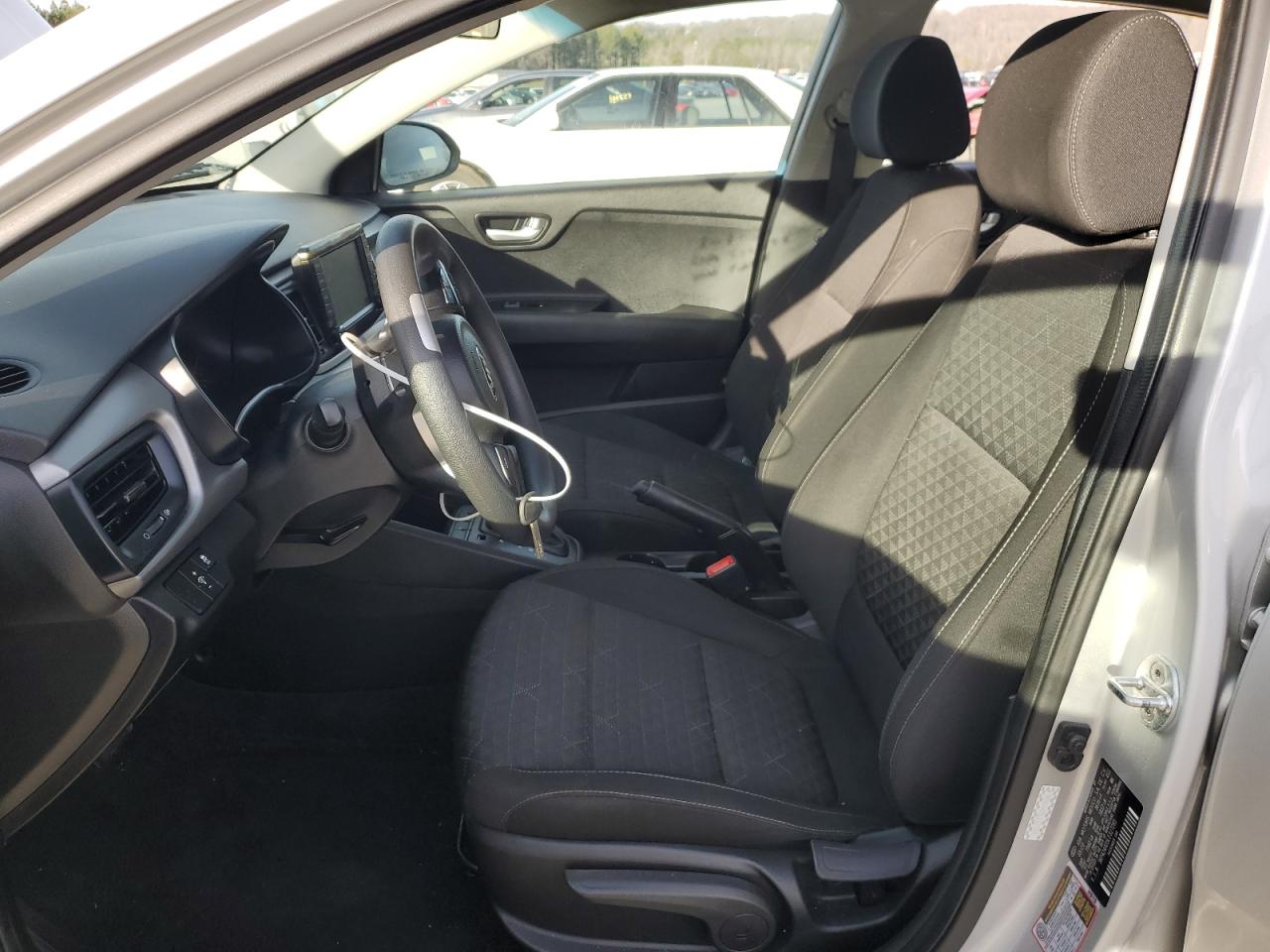 2020 KIA Rio VIN 3KPA24AD5LE327285 photo 7