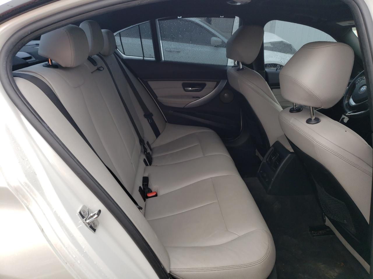 2013 BMW 3 series VIN WBA3A5C5XDF350766 photo 10